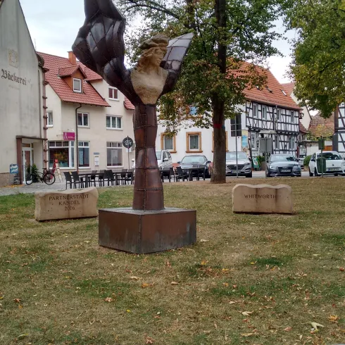 Freundschaftsstatue - Volker Krebs