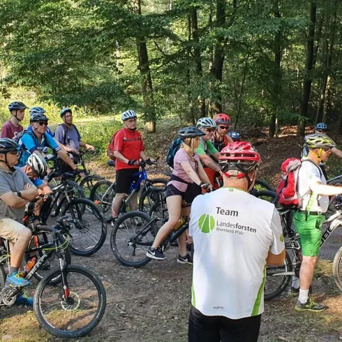 MTB-Tour Gruppenbild MTB-Tour Gruppenbild