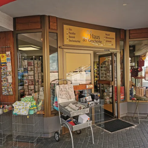 Haus der Geschenke Ullrich (© Büro für Tourismus Maikammer)