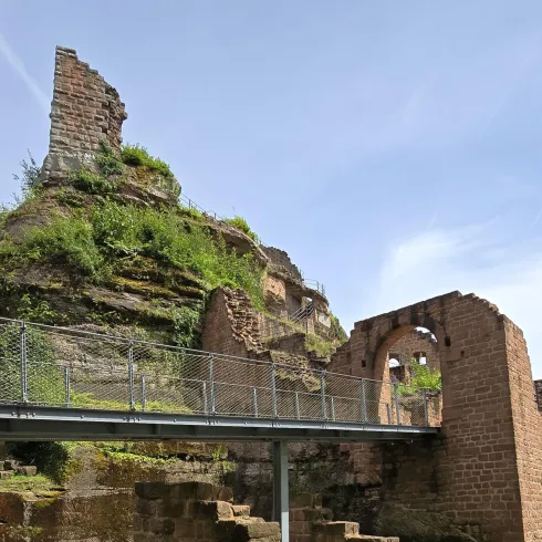 Burgruine Meistersel (© Michael Walter) Burgruine Meistersel (© Michael Walter)
