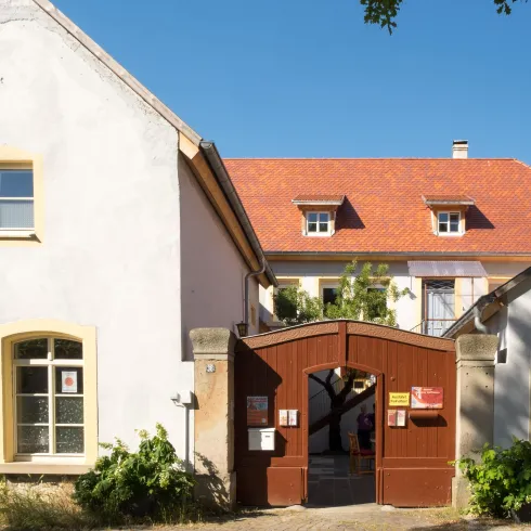 Mandelblütenhof Gimmeldingen, Außenansicht 1 Mandelblütenhof Gimmeldingen, Außenansicht 1