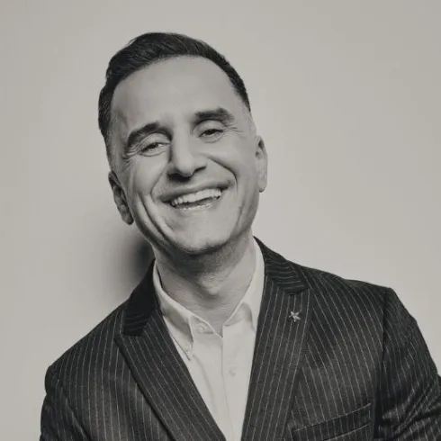 Özcan Cosar