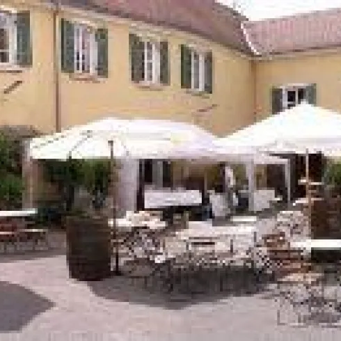 Weingut Winkles-Herding - Festbestuhlung im Innenh (© Winkels-Herding) Weingut Winkles-Herding - Festbestuhlung im Innenh (© Winkels-Herding)