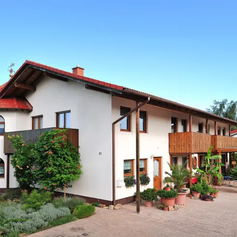 Weingut Eberle 75 Jul 30 2015 Weingut Eberle 75 Jul 30 2015