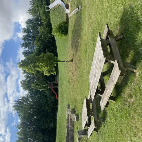 Picknickbank am Spielplatz