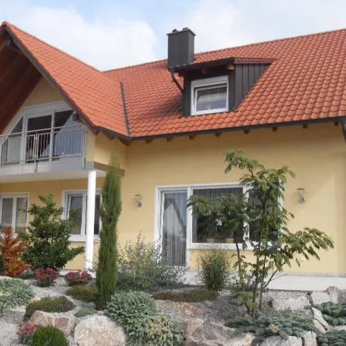 Haus mit Vorgarten Haus mit Vorgarten