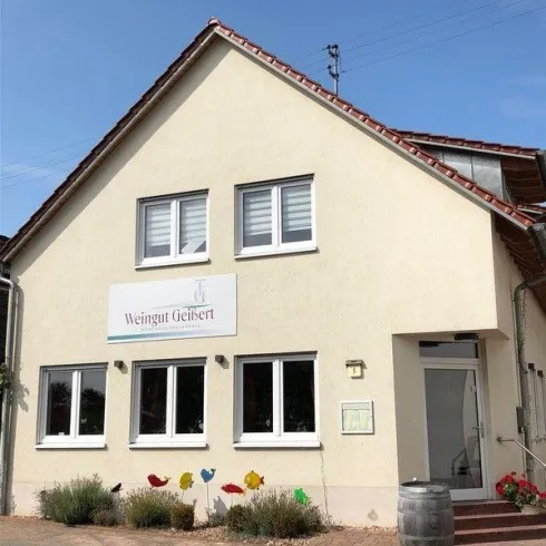 Hausansicht (© Fam. Geißert) Hausansicht (© Fam. Geißert)
