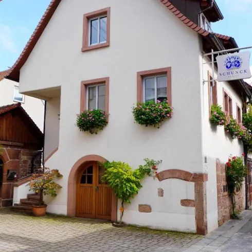 Weingut Gästehaus Schunck Weingut Gästehaus Schunck