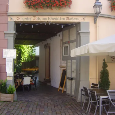 Winzerhof Rehg - Eingang (© Winzerhof Rehg) Winzerhof Rehg - Eingang (© Winzerhof Rehg)