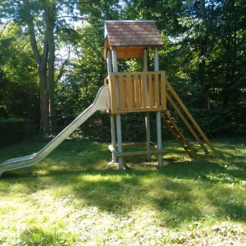 Kletterturm Spielplatz Vollmersweiler