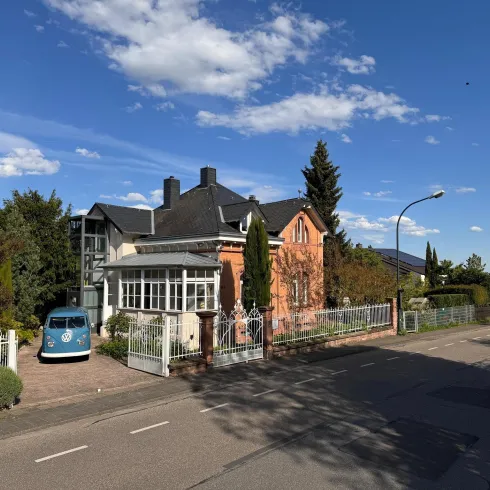 Straßenansicht