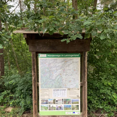 Wandertafel Wanderparkplatz Am Wegweiser