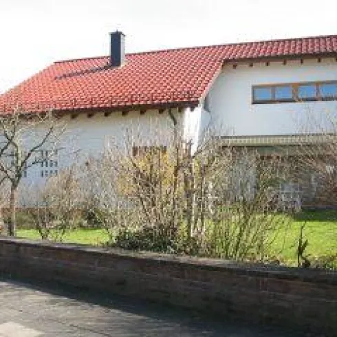 Haus aussen (© manu) Haus aussen (© manu)