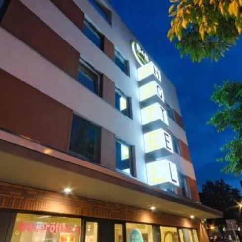 Hotel Aussen-Front Hotel Aussen-Front