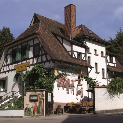 Aussenansicht Brauhaus Ehrstein (© Fam. Ehrstein) Aussenansicht Brauhaus Ehrstein (© Fam. Ehrstein)