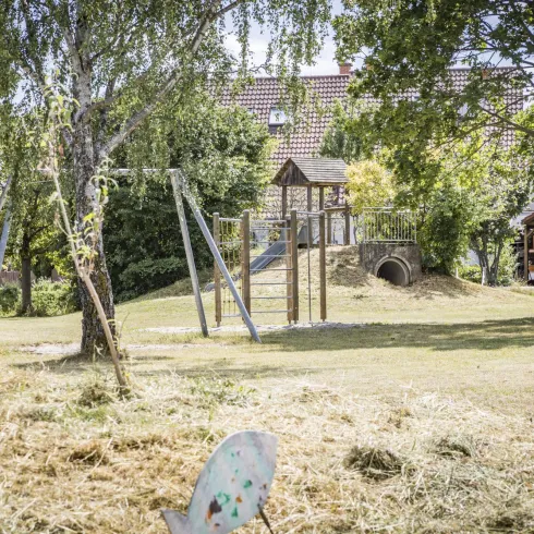 Spielplatz (© Verein SÜW Edenkoben, T. Kujat) Spielplatz (© Verein SÜW Edenkoben, T. Kujat)