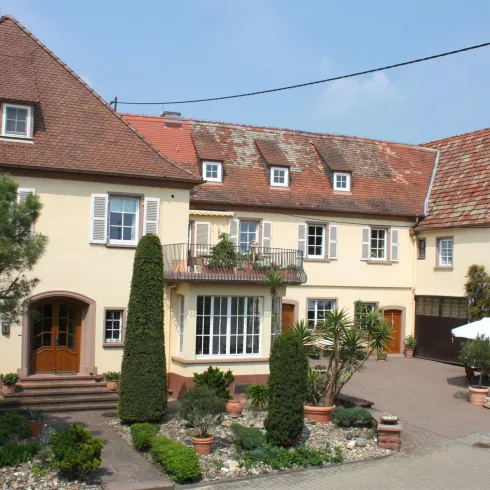 Weingut Müller-Dr. Becker (© Weingut Müller-Dr. Becker)