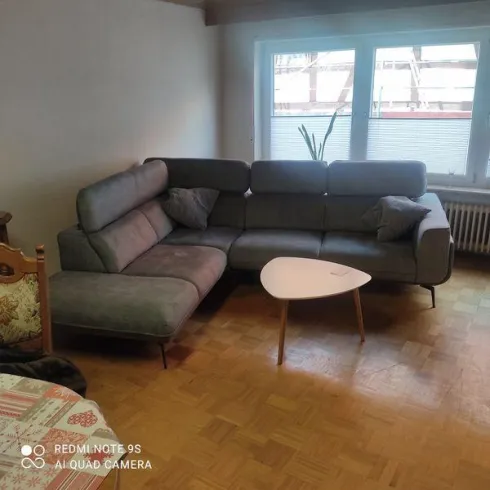 FEWO in Hatzenbühl - Wohnzimmer mit Couch (© Christian Trauth, Jockgrim) FEWO in Hatzenbühl - Wohnzimmer mit Couch (© Christian Trauth, Jockgrim)