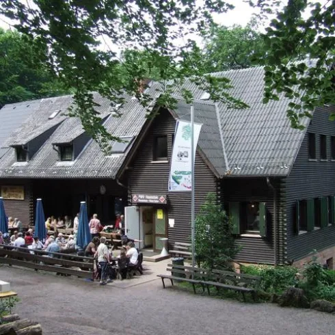 PWV-Wanderheim Dicke Eiche (© Archiv Dicke Eiche) PWV-Wanderheim Dicke Eiche (© Archiv Dicke Eiche)