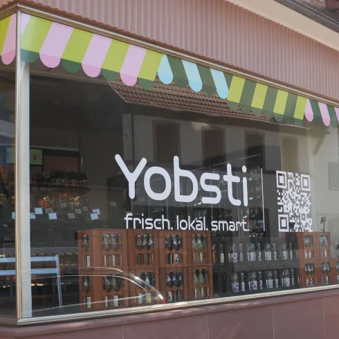 Yobsti Knittelsheim-Ausschnitt