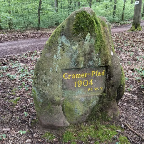 Ritterstein "Cramer-Pfad"