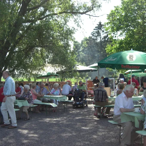 Garten Weingut Disque Freckenfeld © Weingut Disque Garten Weingut Disque Freckenfeld © Weingut Disque