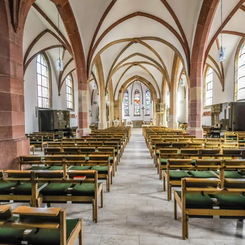 Kath. Kirche St. Martin Ruppertsberg - innen