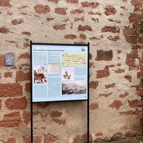 Dorf und Kloster- lange ein Nebeneinander (© Verein SÜW Annweiler e.V.)