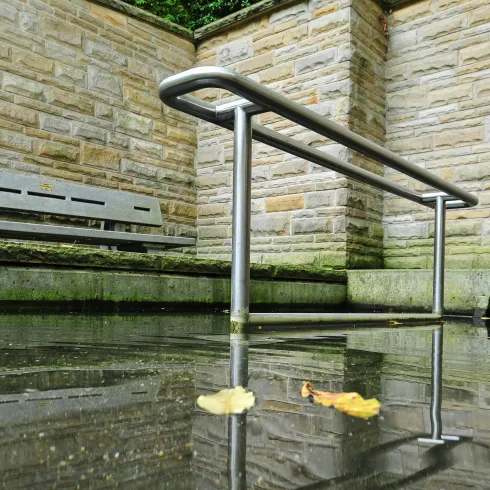 Kneippbecken Mühlbrunnen (© VG Monsheim/Fotograf Carsten Costard)