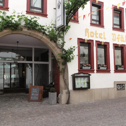 Hotelfront Hotelfront